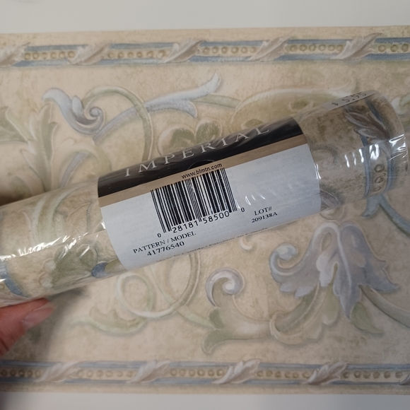 RESERVED Wallpaper Border Acanthus Leaf Scroll 3 ROLLS - Picture 6 of 6
